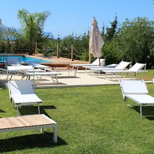 Casa vacanze Isola Del Sole, Con Piscina Balestrate